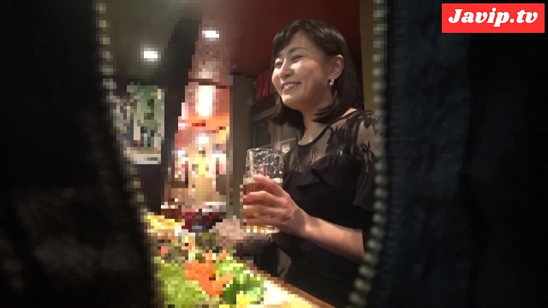 fc2ppv-4662090 - 【無×ナンパ】旦那では埋められないような肉欲…その心の隙間に滑り込むのみ…貞淑な妻ほど普段と違う自分を求めているものなのです…【XV】 - FC2PPV動画をオンラインで視聴 - jaVip