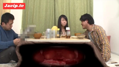 fc2ppv-4682426 - 至近距離に旦那が居るのに寝取られ…File\.7