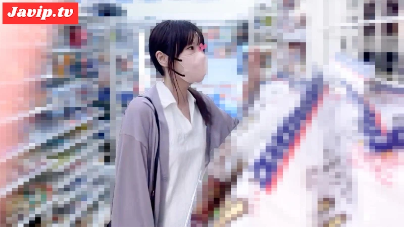 fc2ppv-4640700 - 垂れ乳巨乳の美人妻が純白の透けパンティずり落ち阻止してオマンコ丸見えの神ローアングル【街撮り/素人】 - FC2PPV動画をオンラインで視聴 - jaVip